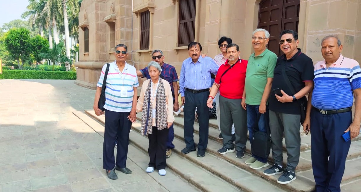 Senior Citizens Ayodhya - Prayagraj - Varanasi Group Tour