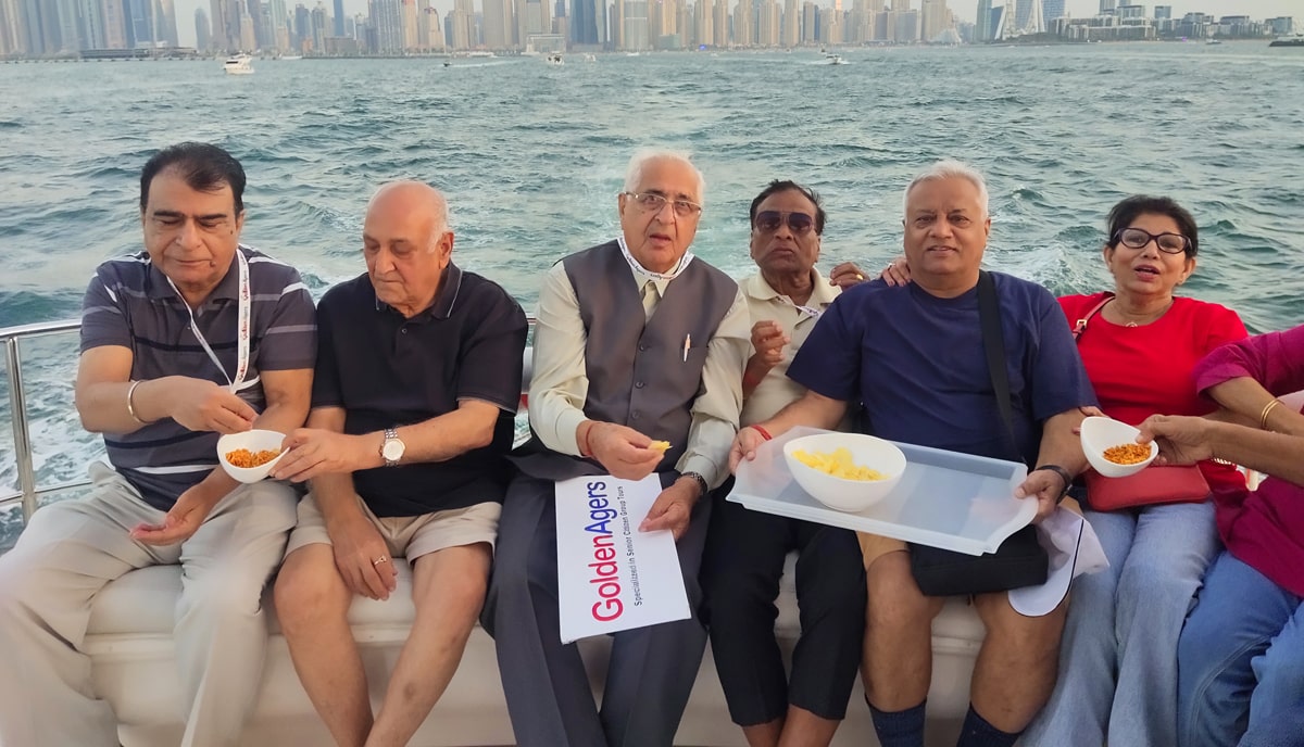 Senior Citizens dubai tour