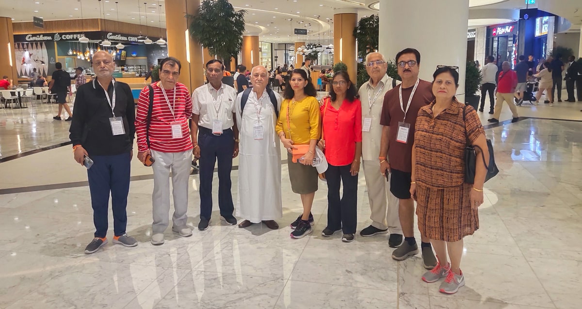 Senior Citizens dubai tour