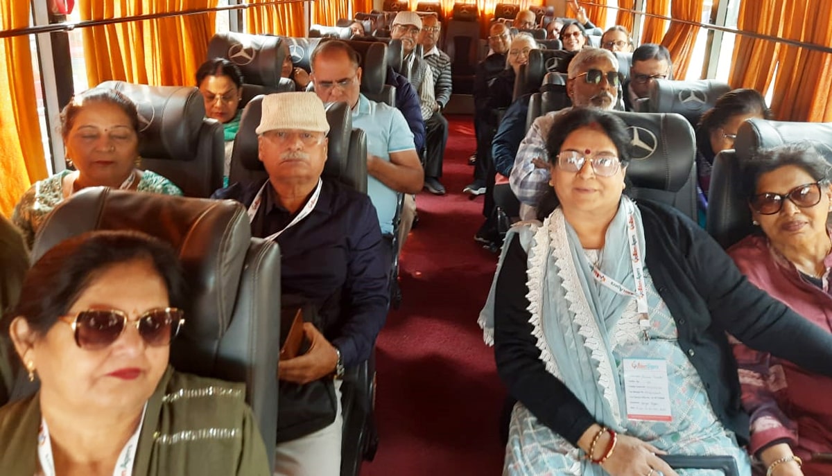Senior Citizen  Ganga Sagar Group Tour