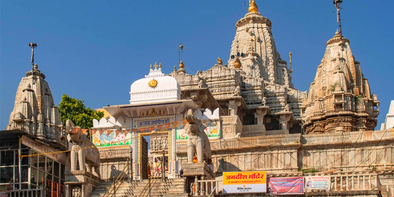 Senior Citizen Udaipur Rajasthan Group Tour Package