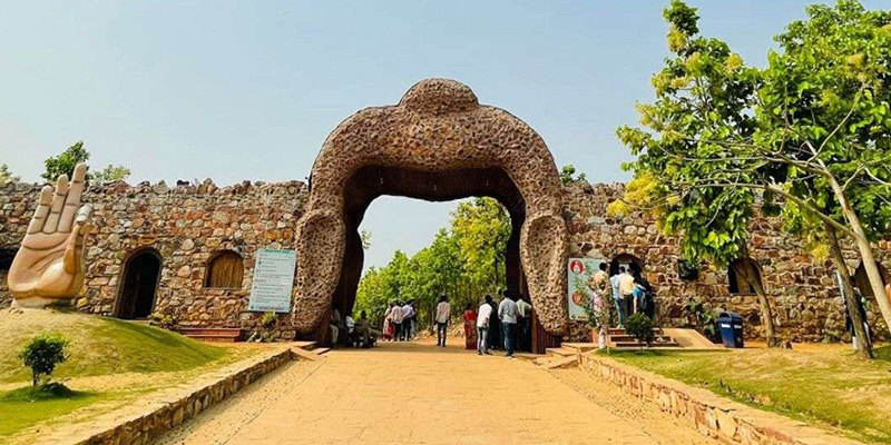 Senior Citizen Rajgir Tour Package