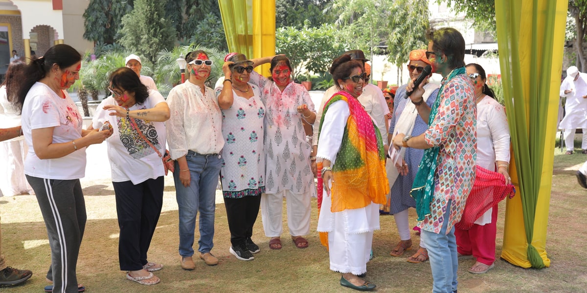 Senior Citizens Group Tour