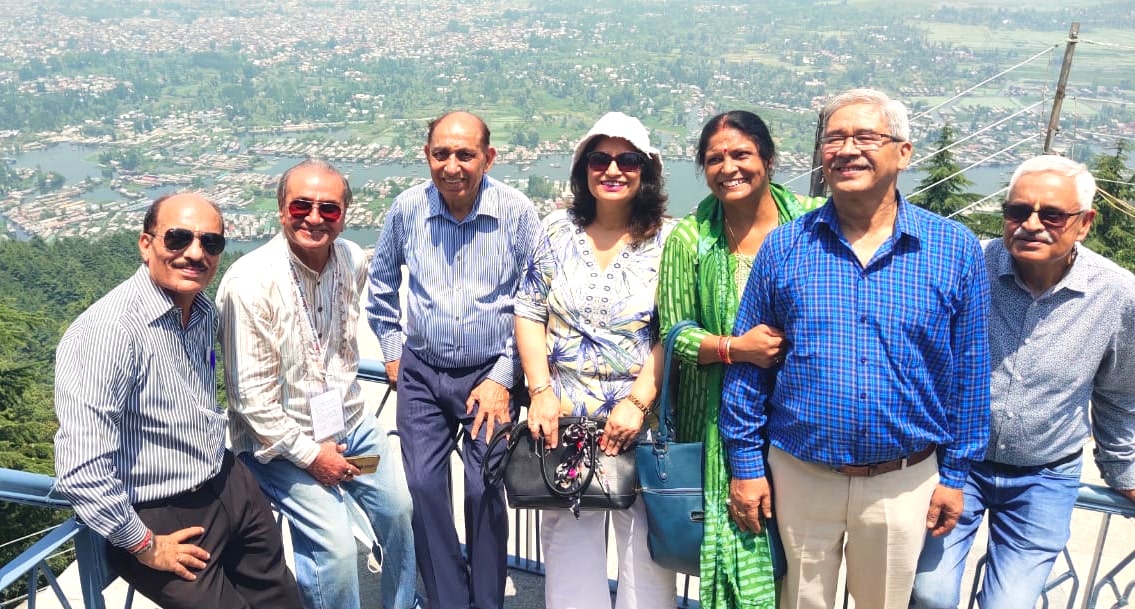 Senior Citizen Kashmir Tour Package