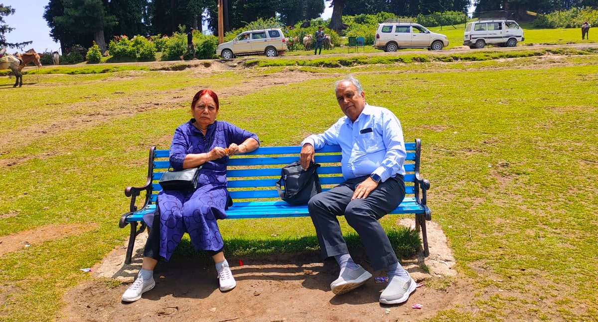 Senior Citizen kashmir Group Tour