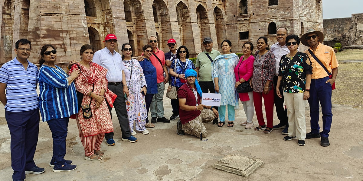 Mahakaleshwar and Omkareshwar Jyotirling Group Tour