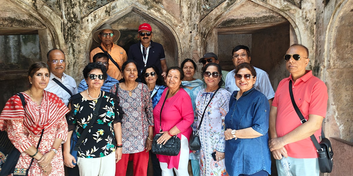 Mahakaleshwar and Omkareshwar Jyotirling Group Tour