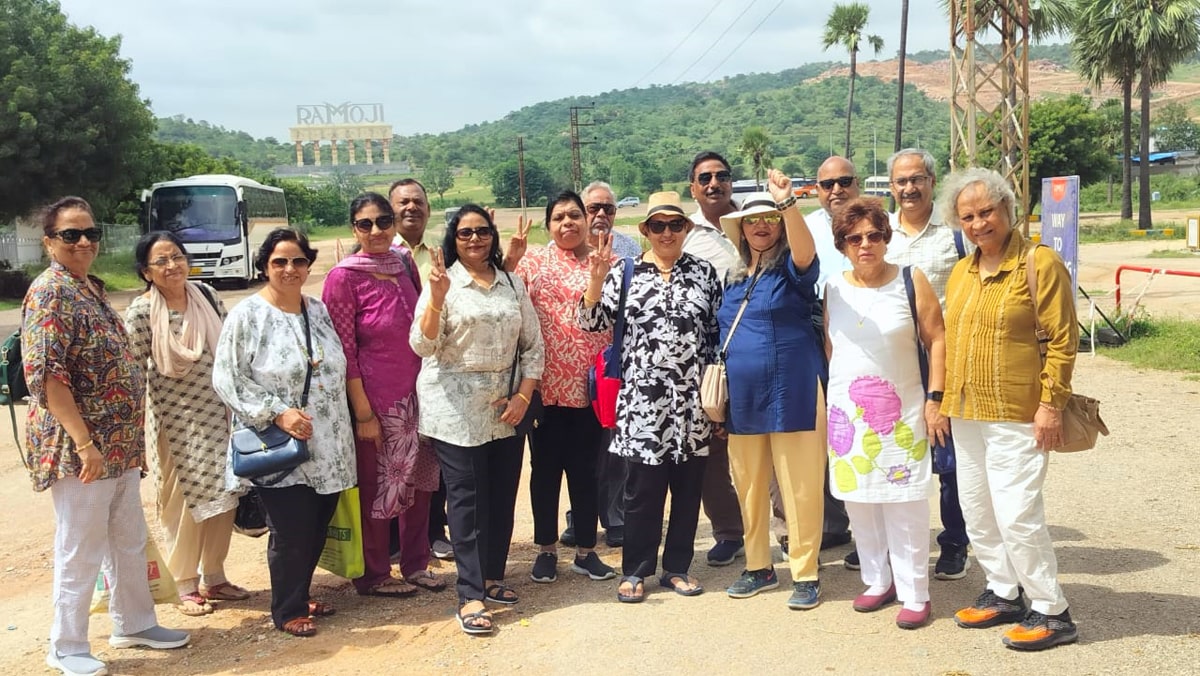 Senior Citizens Group Tour