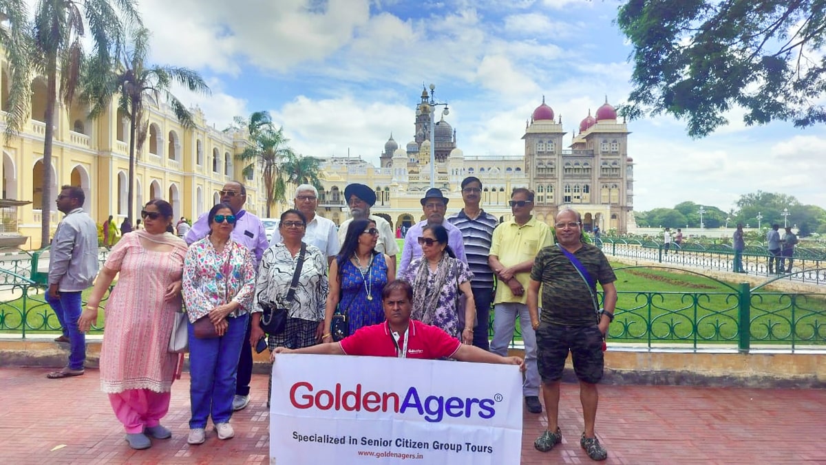 Senior Citizens Ooty Group Tour