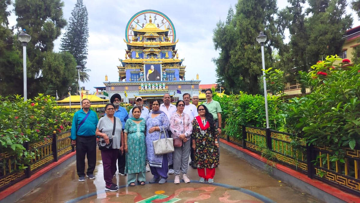 Senior Citizens Ooty Group Tour