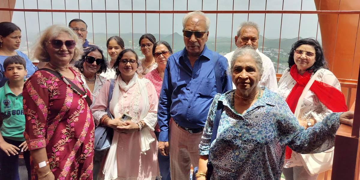 Senior Citizen Udaipur Group Tour