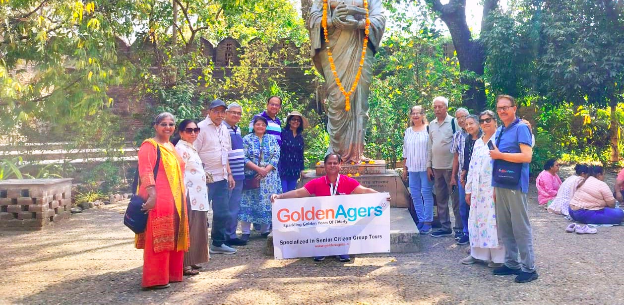 Senior Citizen Mahakaleshwar Jyotirling Group Tour