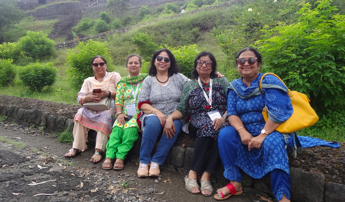 Senior Citizen Mahakaleshwar vacation